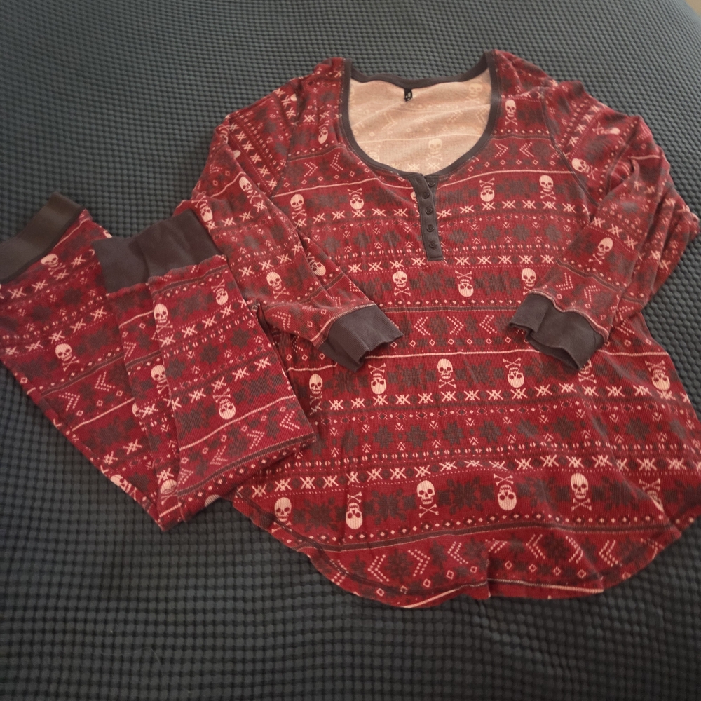Torrid Skull Fair Isle PJ Waffle Top - Picture 7 of 10